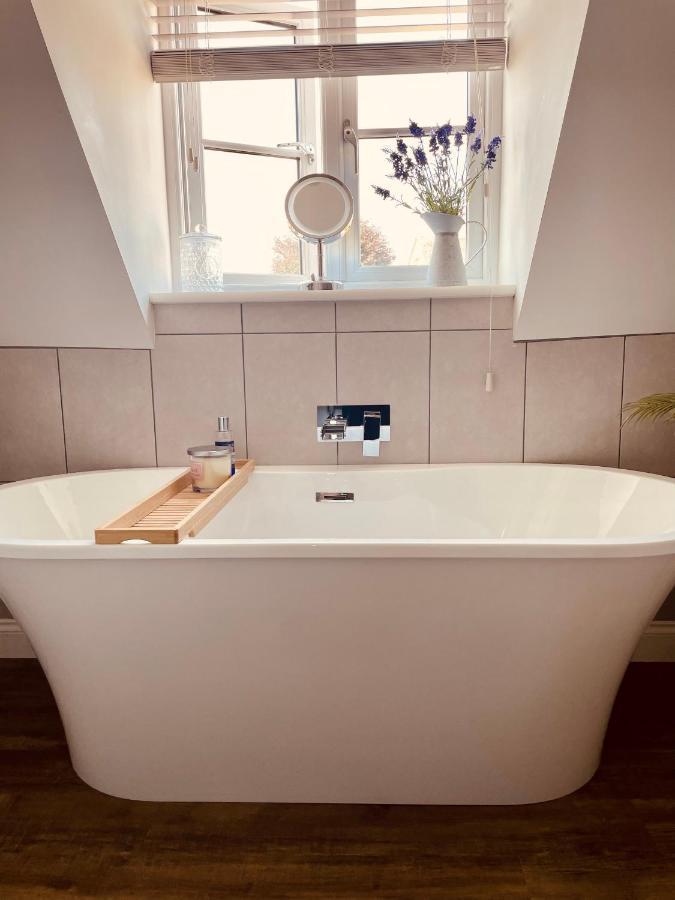 Lavender Lodge Bourton Екстериор снимка